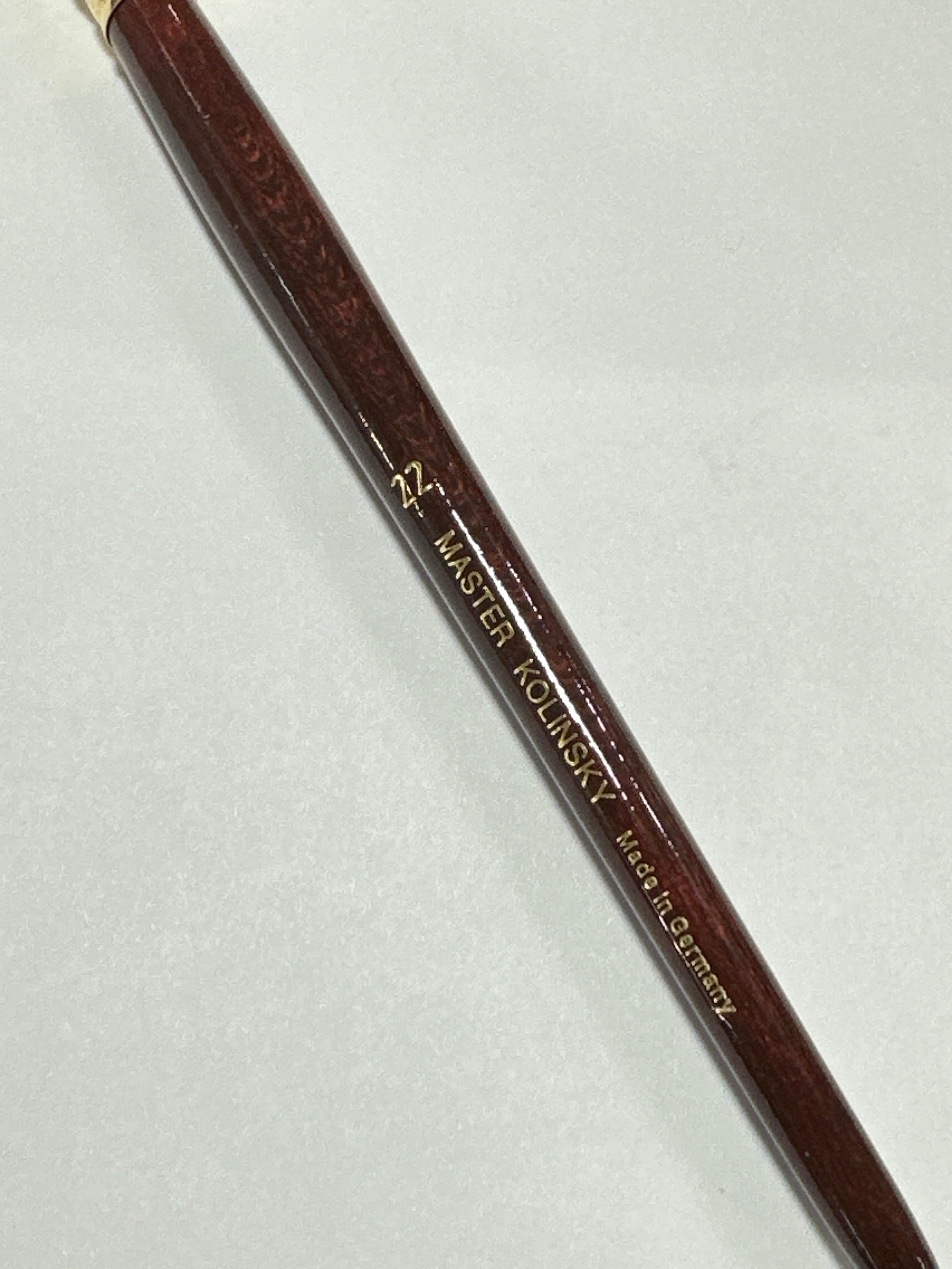 EUR 28-111-22/R MASTER KOLINSKY #22 ACRYLIC BRUSH (long handle)