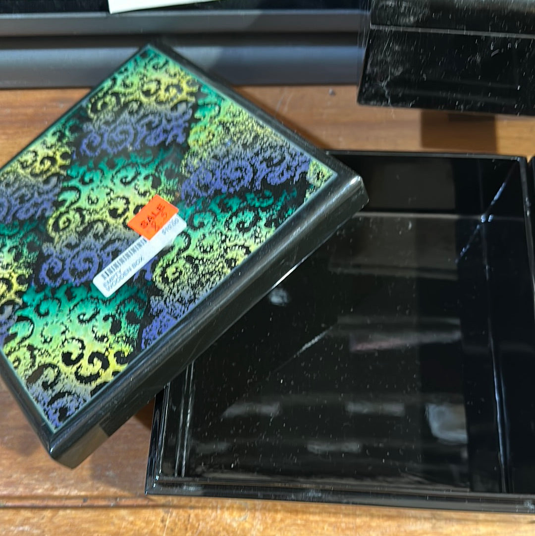 EMPTY WOODEN BOX - Secret Nail & Beauty Supply