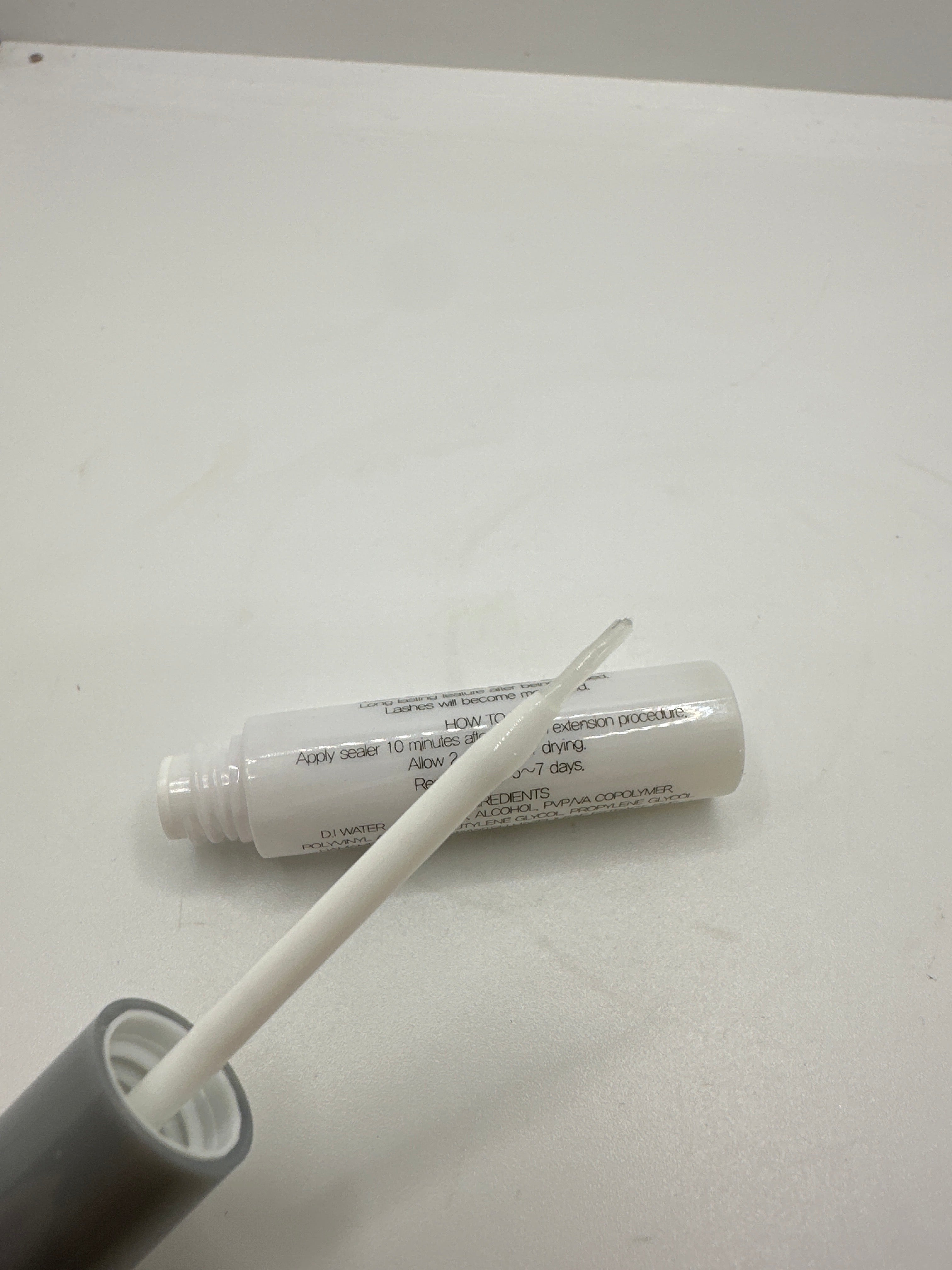 DH DES01 EXTENSION SEALER 5G(EYELASH) - Secret Nail & Beauty Supply