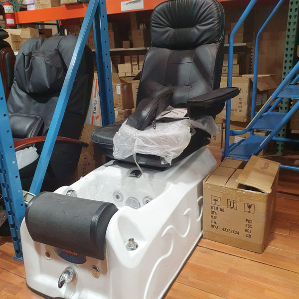 [Store pickup only] DRAGON SPA CHAIR - DISPLAY ITEM
