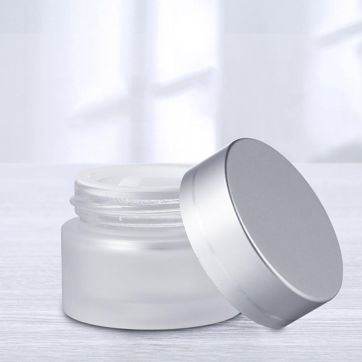 GND GLASS EMPTY JAR WITH SILVER CAP