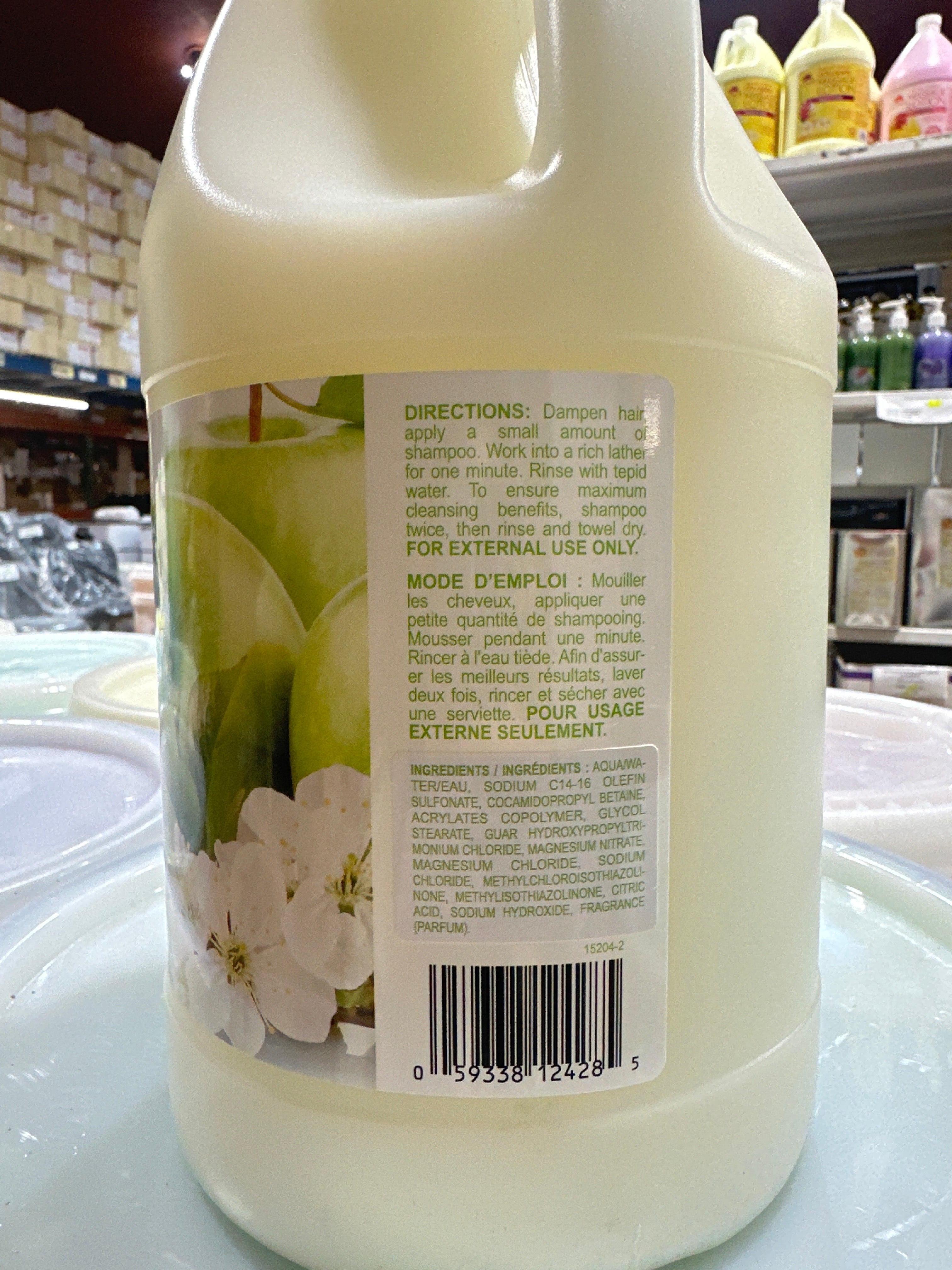 D716Y-4DELON DELON APPLE SHAMPOO 3.78L