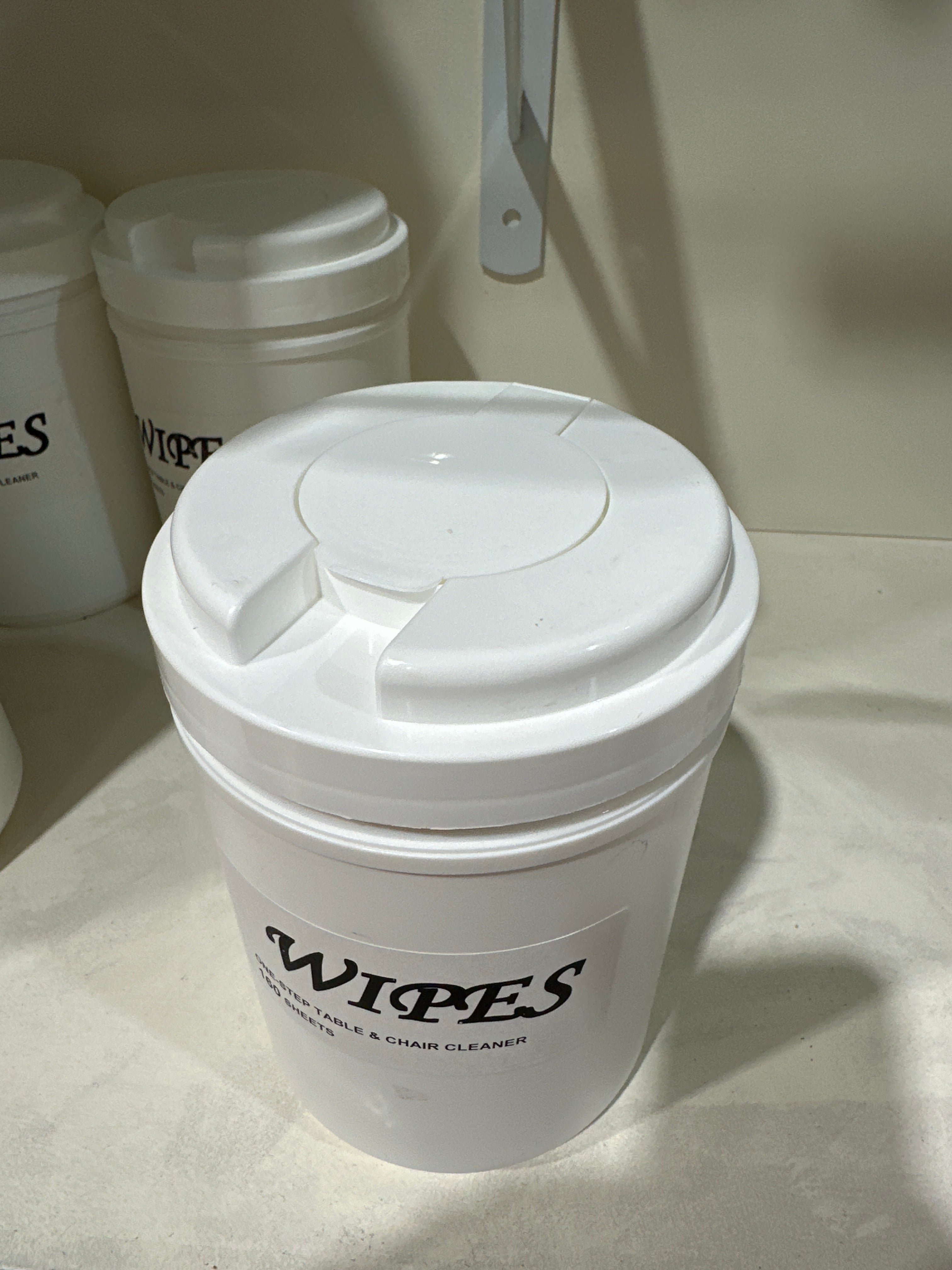 WIPES - ONE-STEP TABLE & CHAIR CLEANER BUY 1 GET 1 FREE