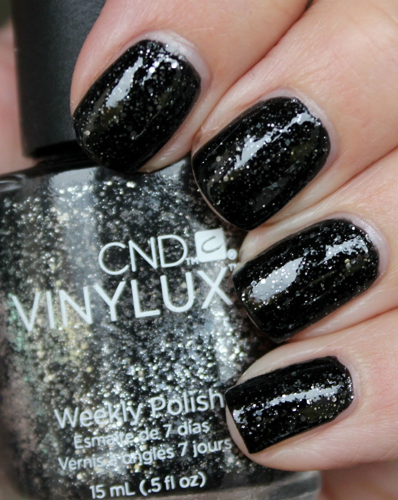 CND Vinylux 230 DARK DIAMOND