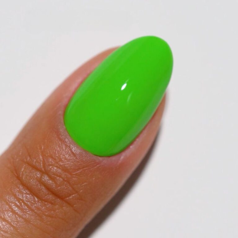 127 - DND DIVA DIP/ACRYLIC POWDER 2OZ Caterpillar Chronicles
