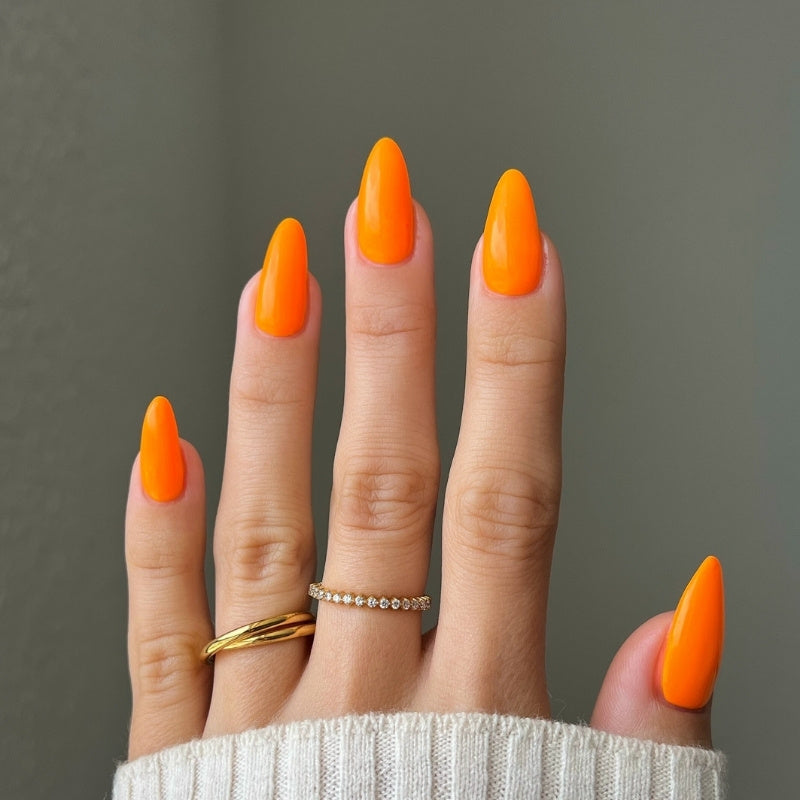 DND DIVA 208 Perfect Orange