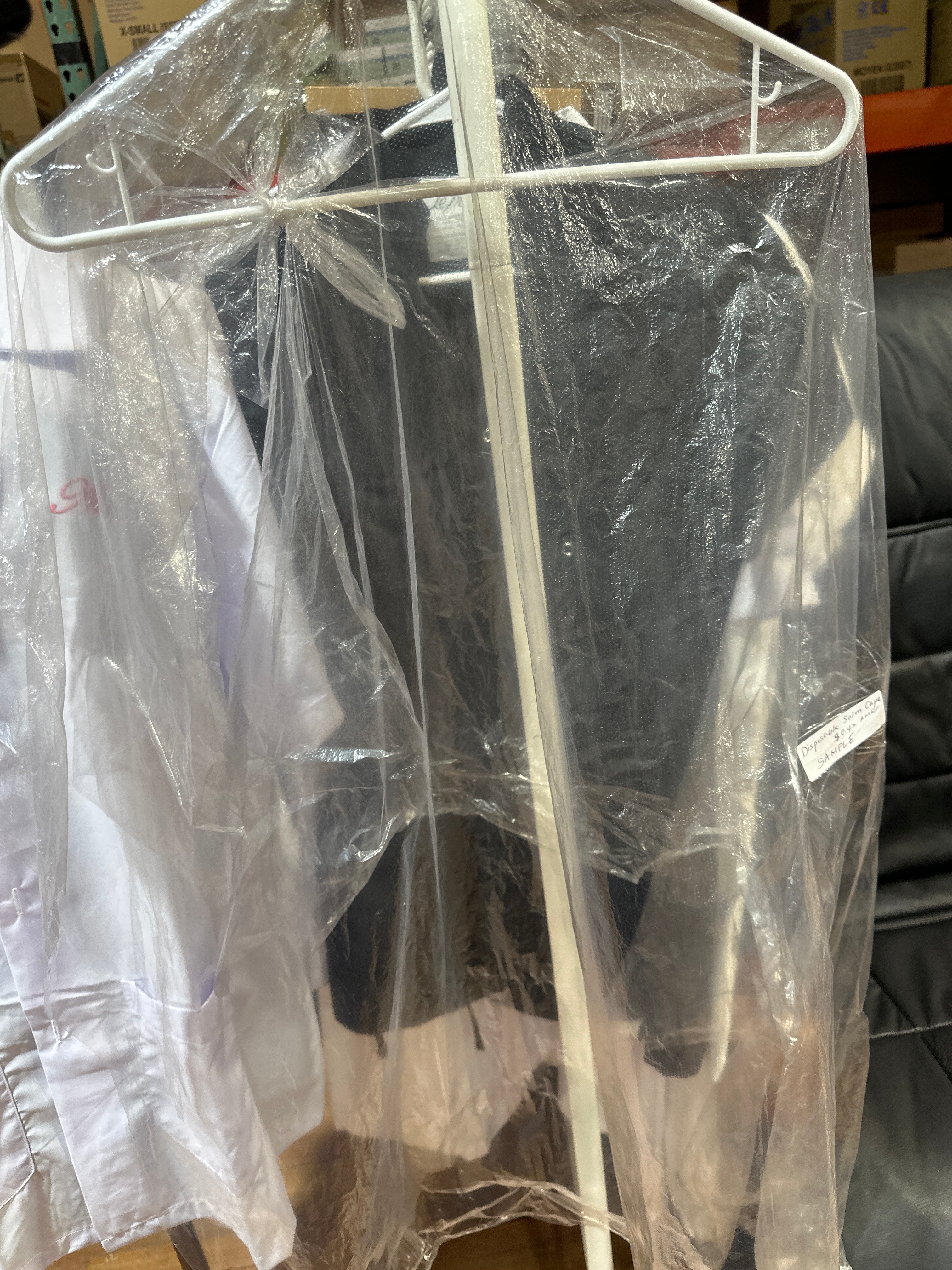 BESPECAPE1C DISPOSABLE SALON CAPE-50/BAG