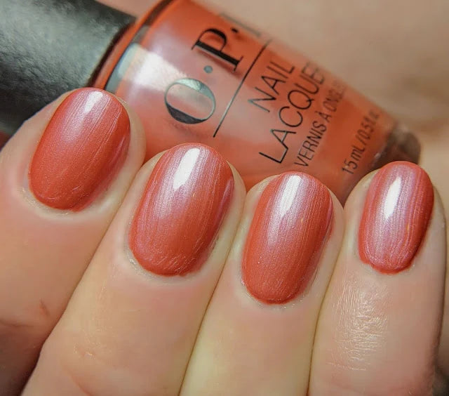 OPI NL HR M03 - THIS SHADE IS ORNAMENTAL!