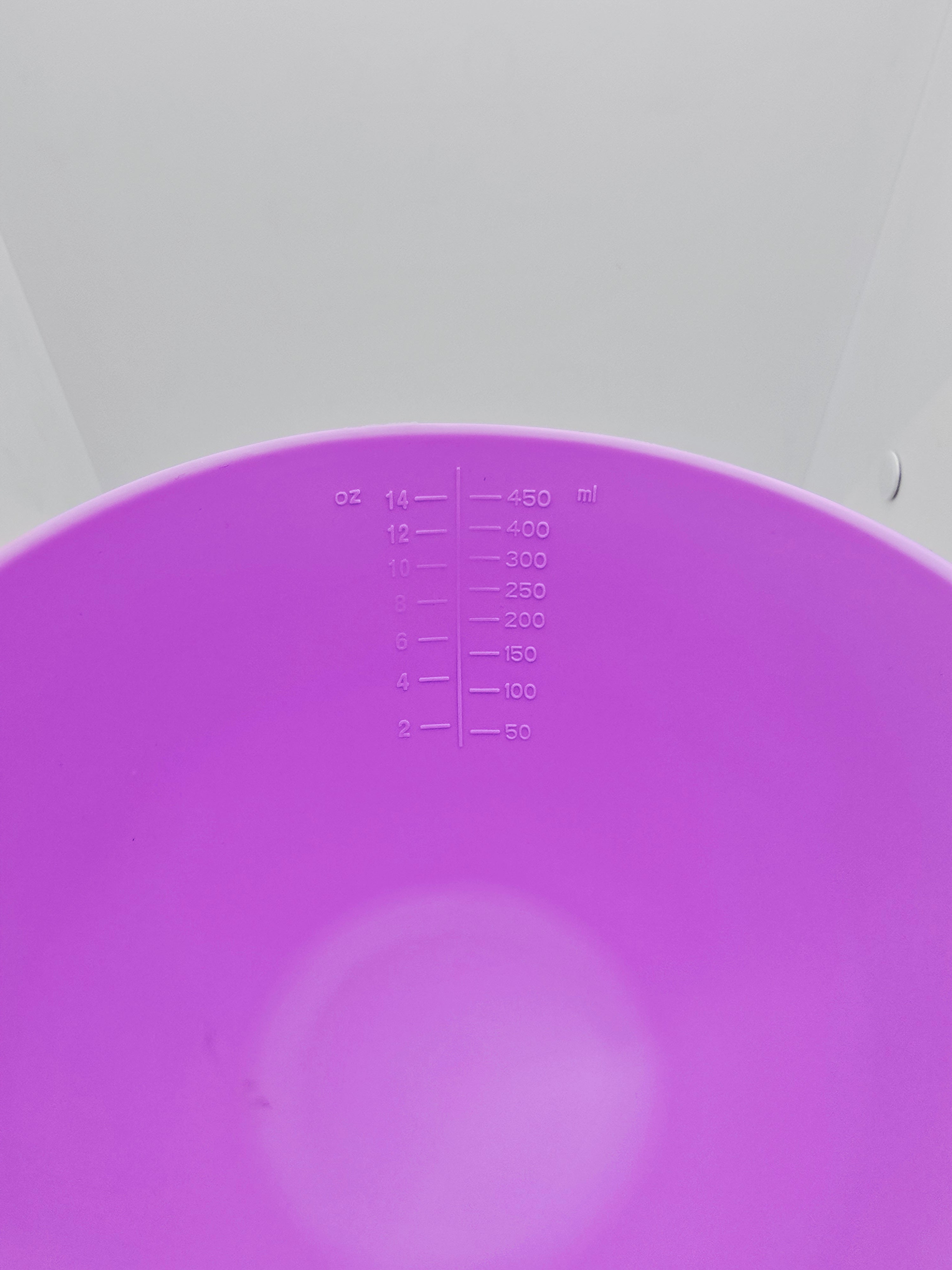SILICONE MIXING BOWL
