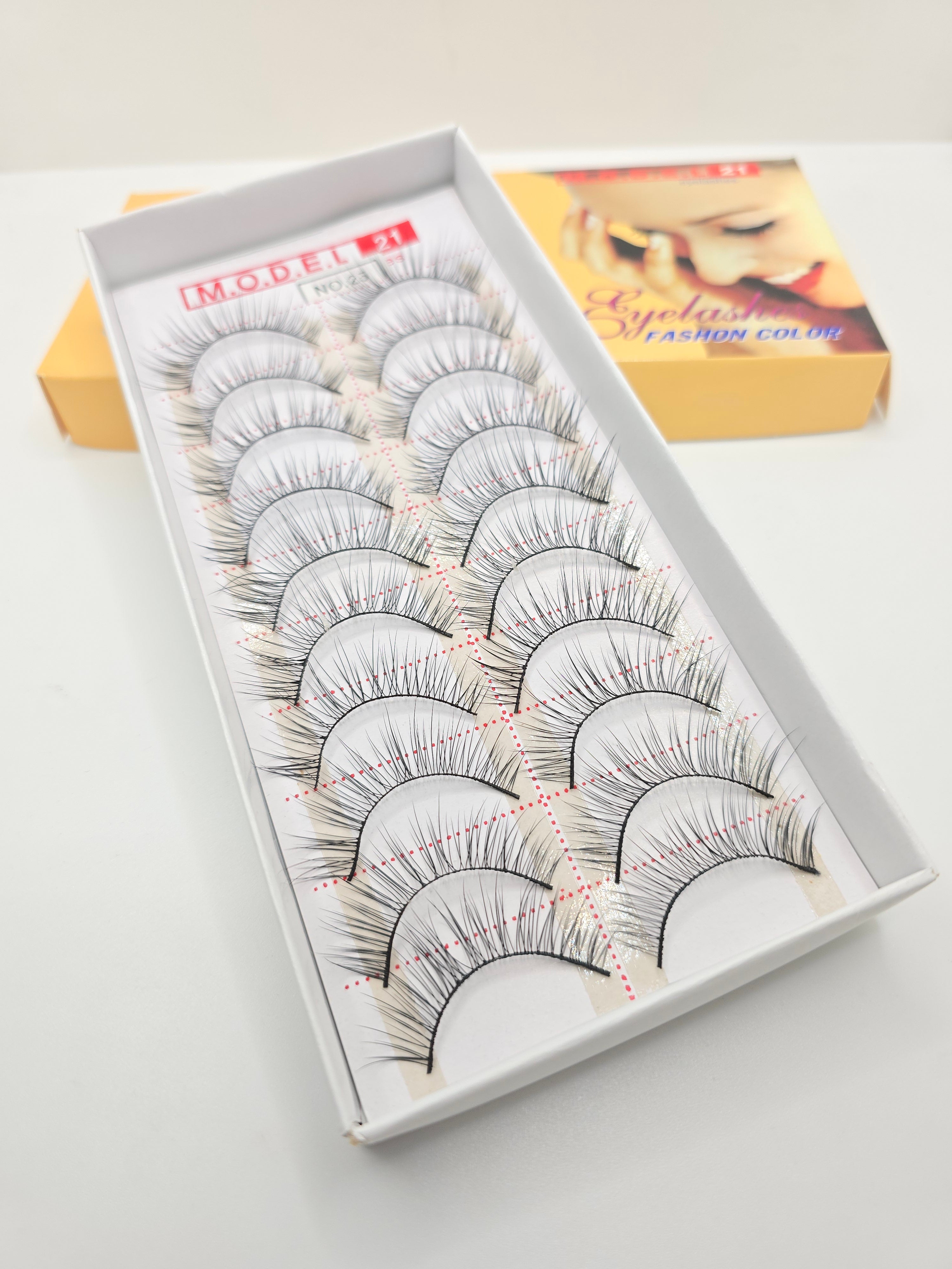 MODEL 21 EYELASH 10 PAIRS (all size)