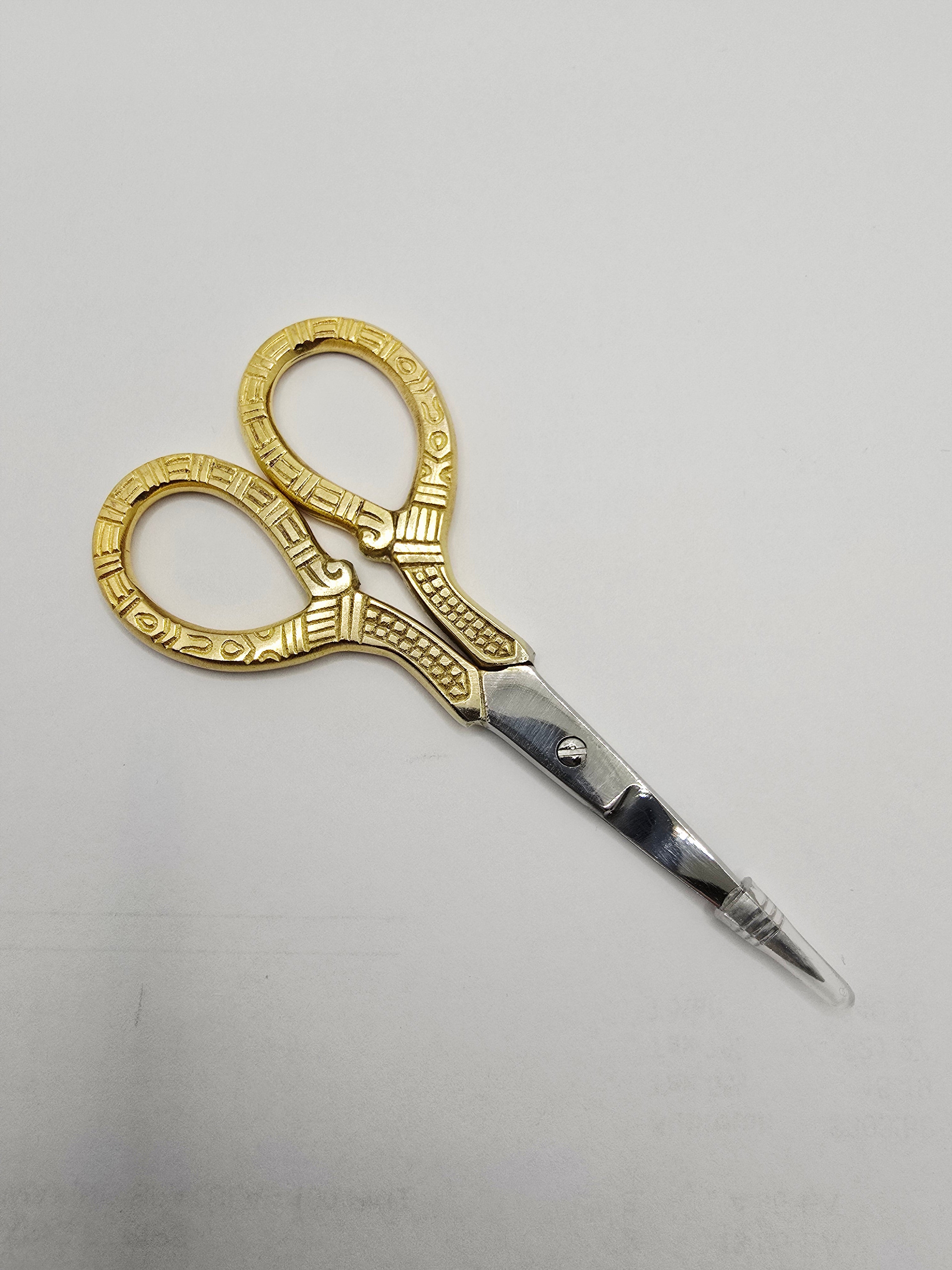 AS 112 CUTICLE SCISSORS 3.5" S.S - GOLD /SILVER
