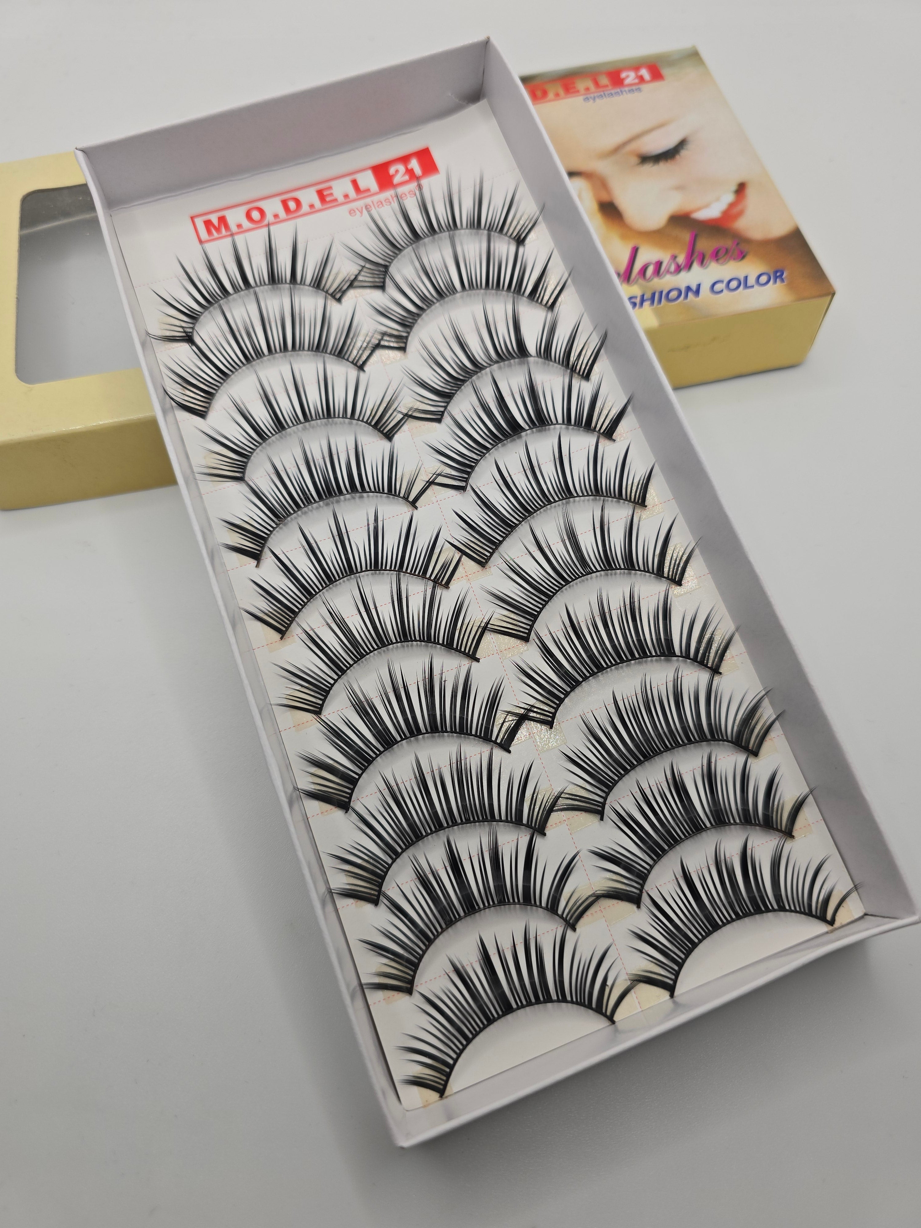 MODEL 21 EYELASH 10 PAIRS (all size)