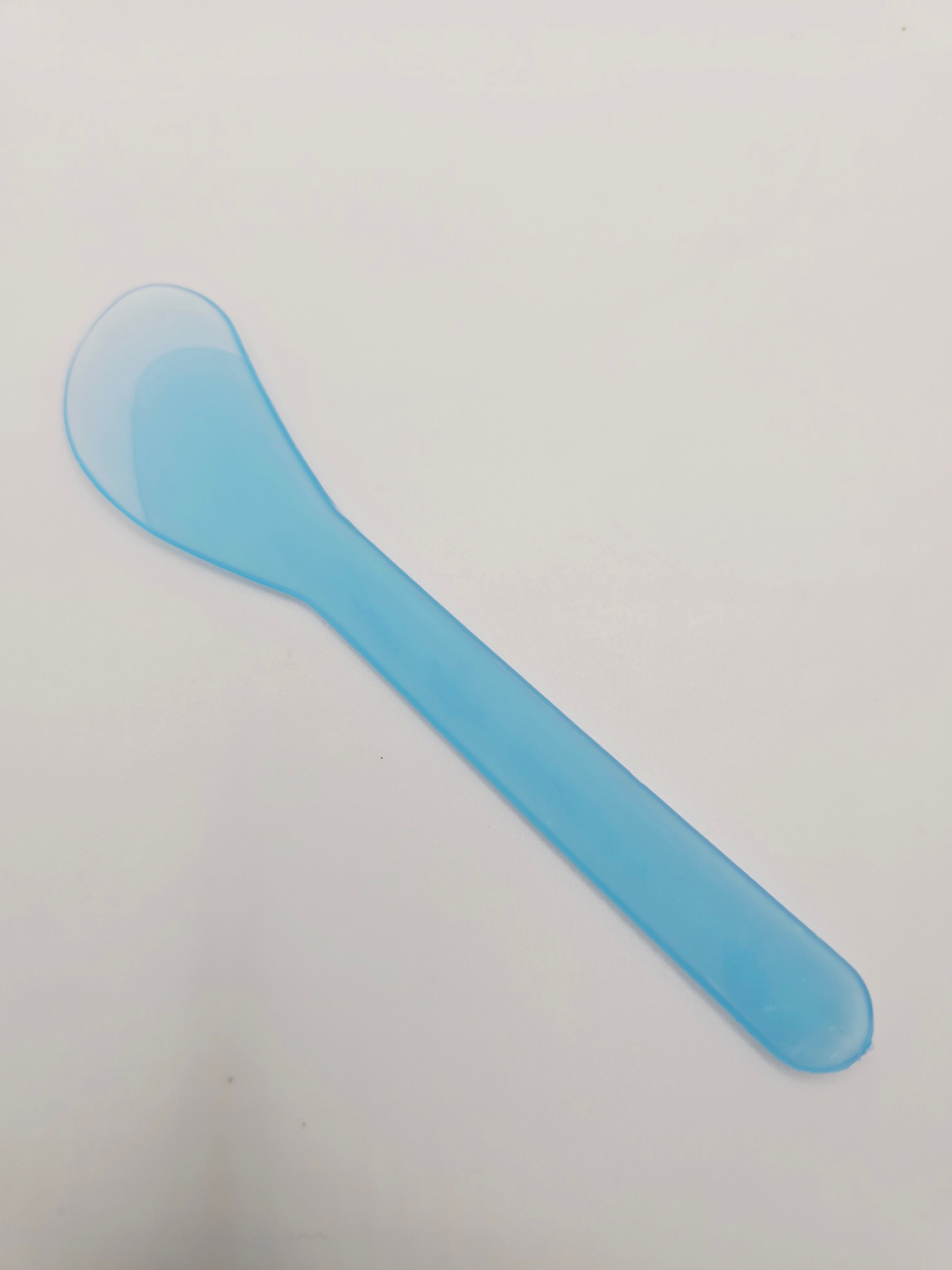 GND SPA ESSENTIALS PLASTIC SPATULA - EACH