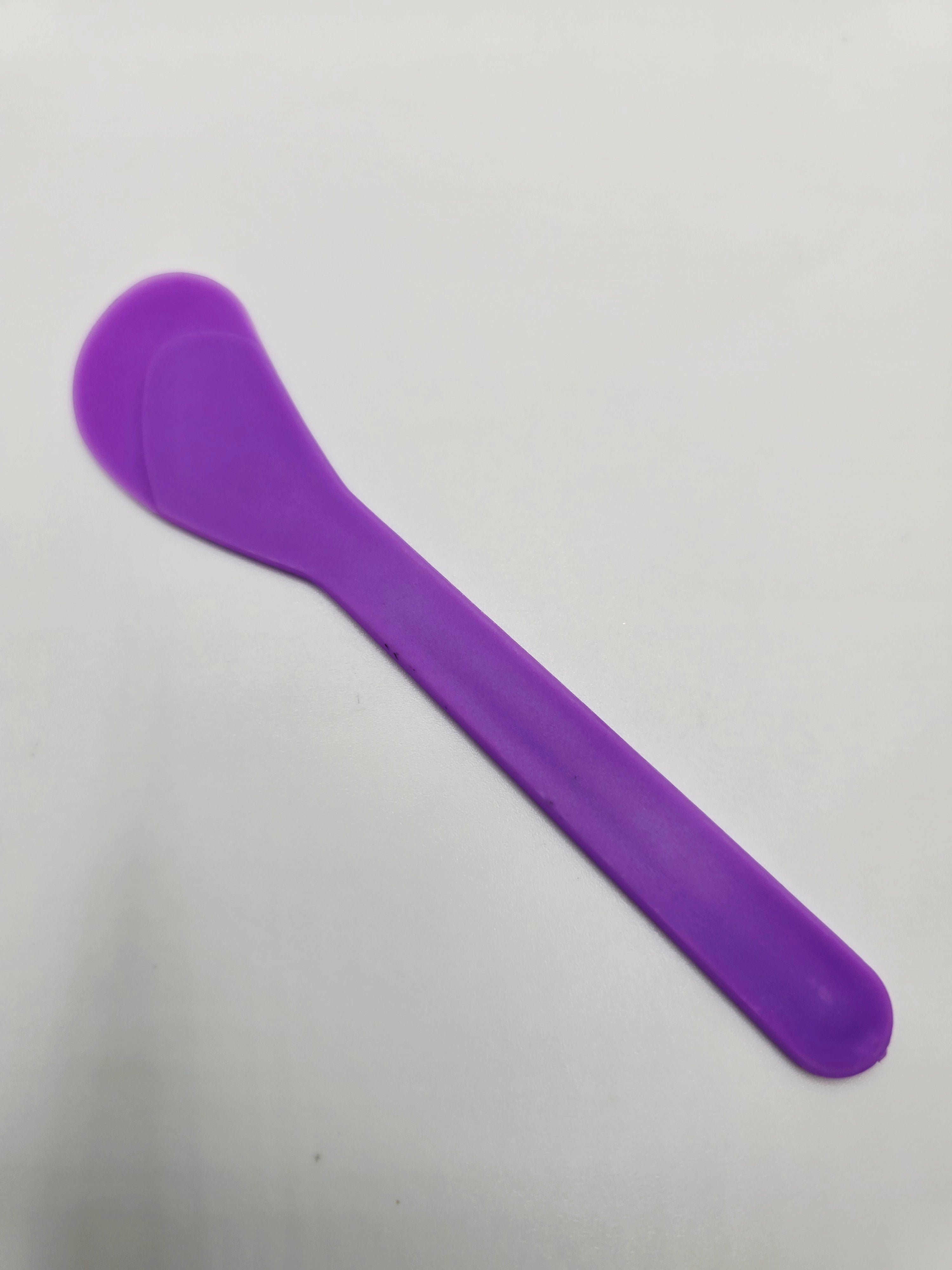 GND SPA ESSENTIALS PLASTIC SPATULA - EACH