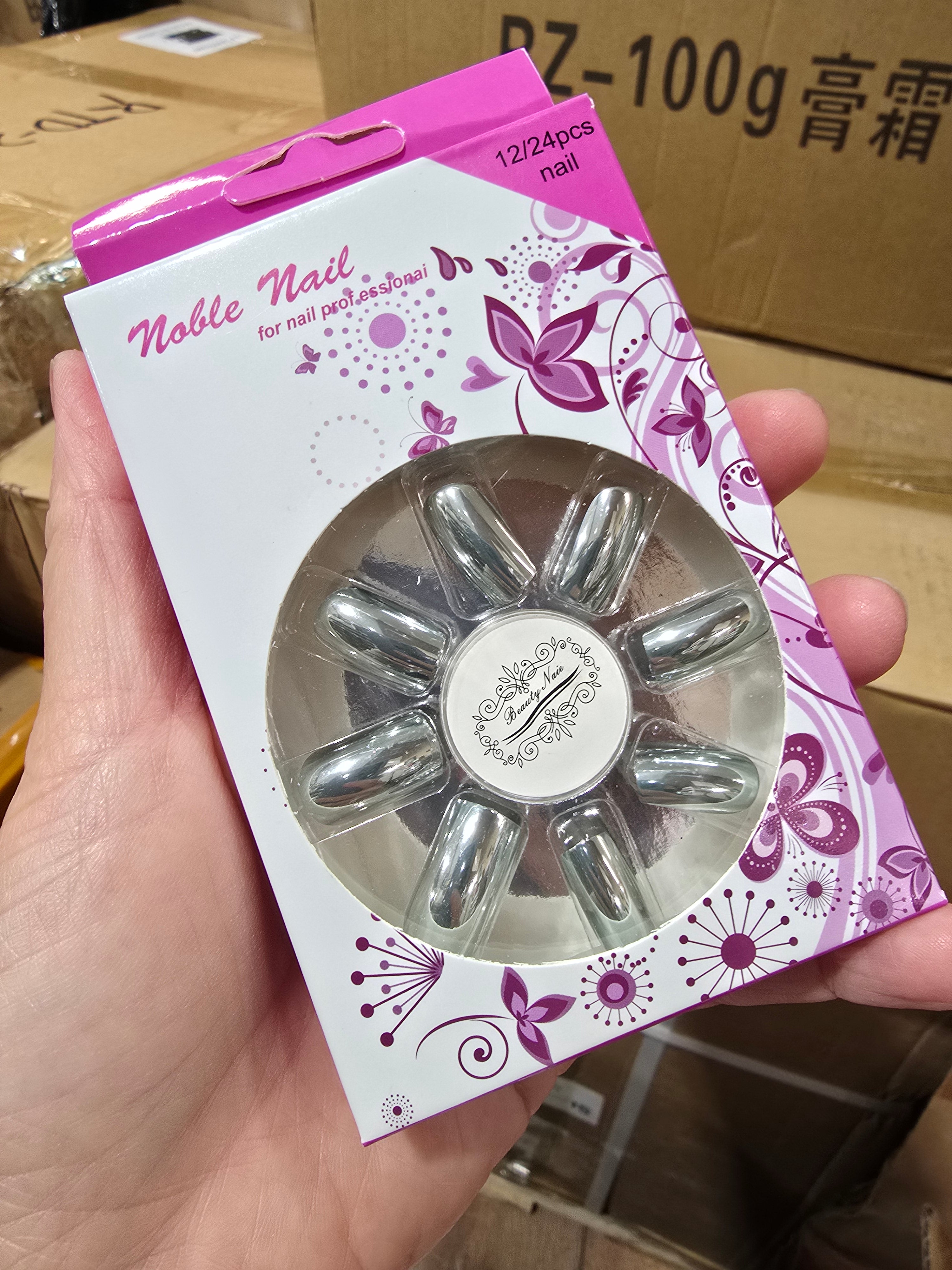 NOBLE NAIL PRESS ON NAILS 12 PCS