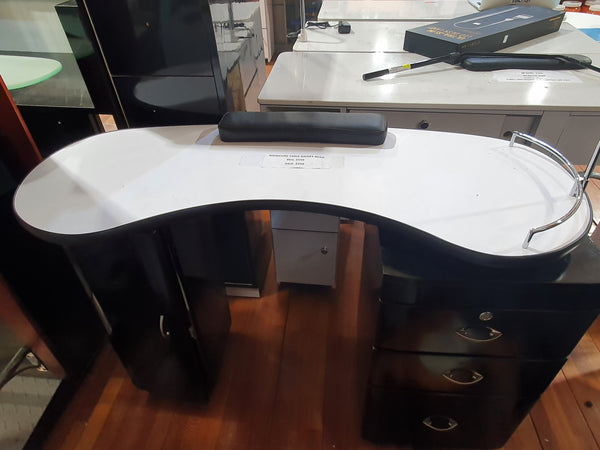 MANICURE TABLE KIDNEY BEAN