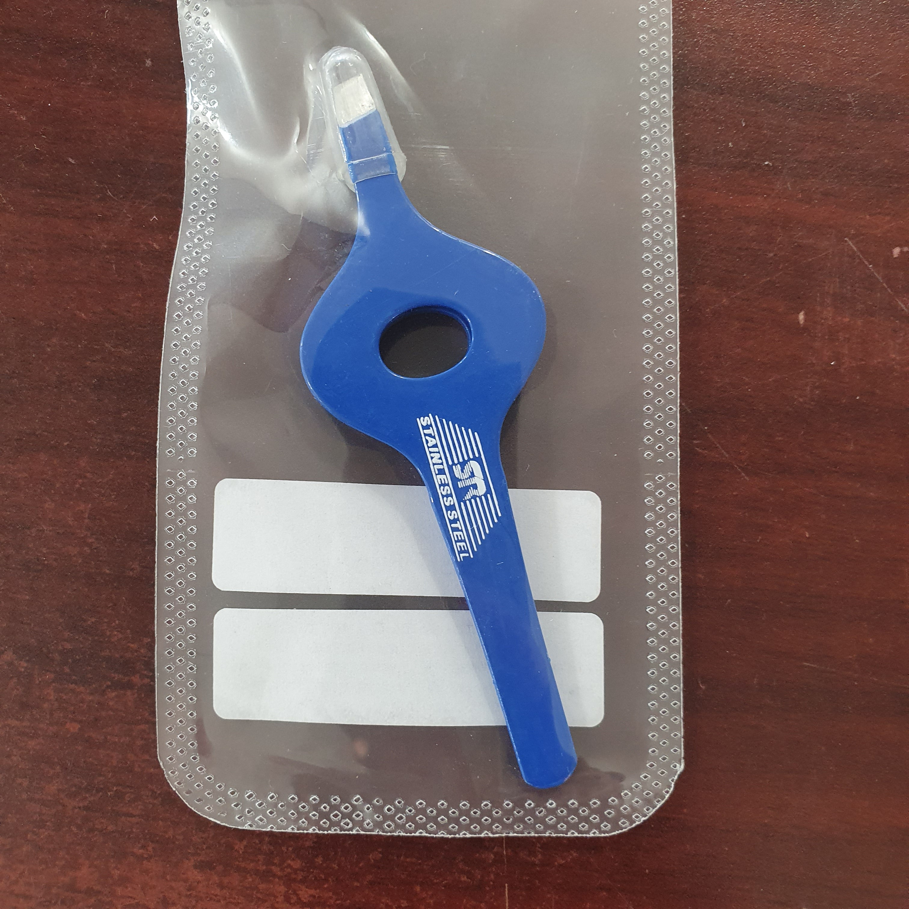 BIT 605 - SR STAINLESS STEEL TWEEZERS WITH GRIP HOLE