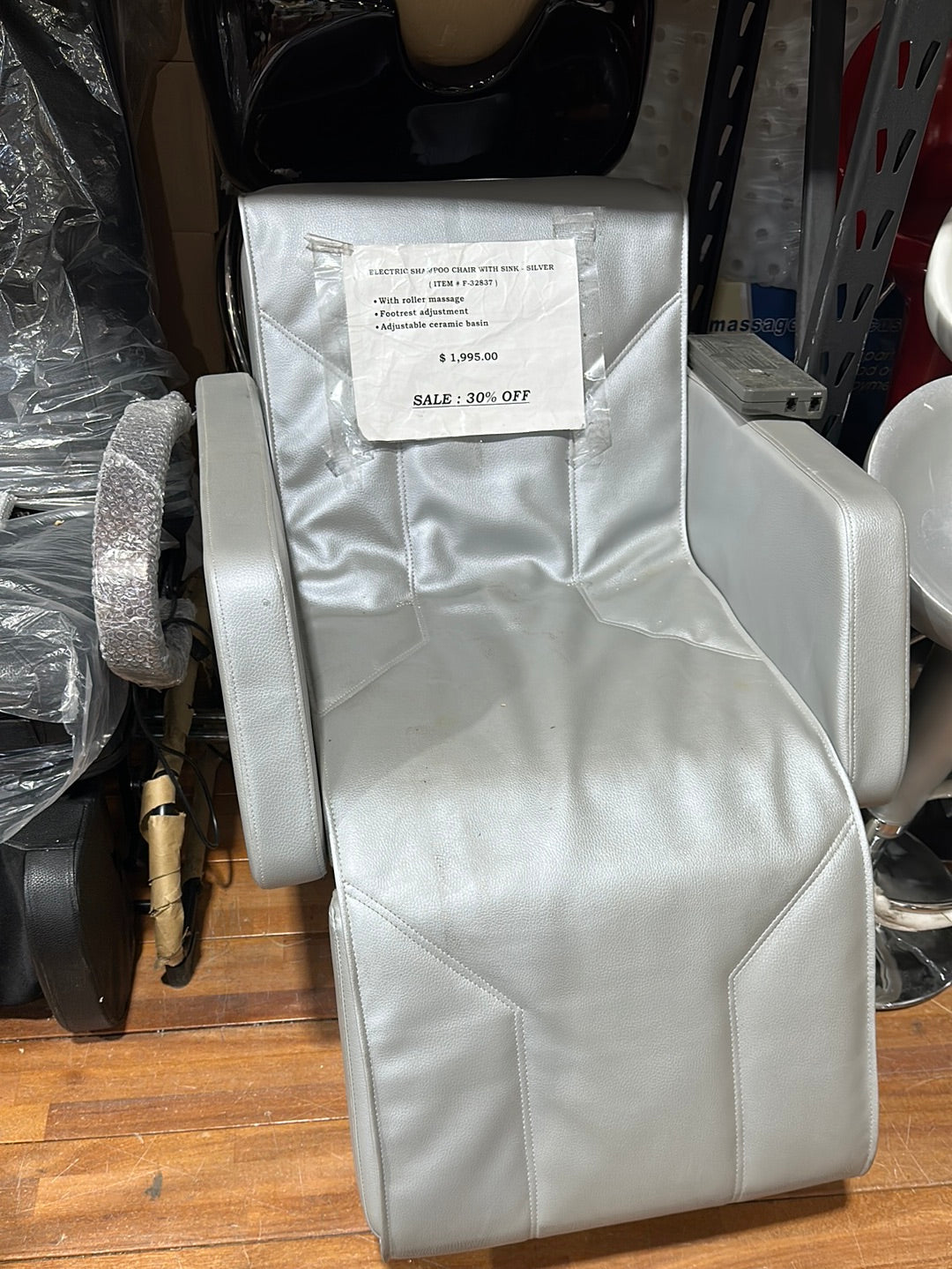 [Store pickup only] RID F-32837(SILVER) ELECTRIC SHAMPOO MASSAGE CHAIR w/ SINK -